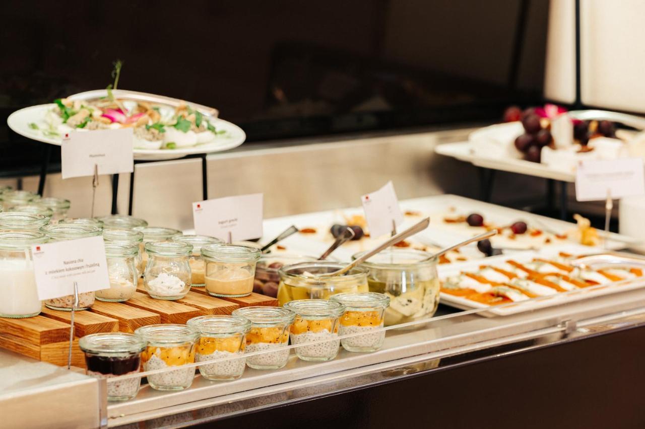Mamaison Le Regina Boutique Hotel Βαρσοβία Εξωτερικό φωτογραφία A buffet